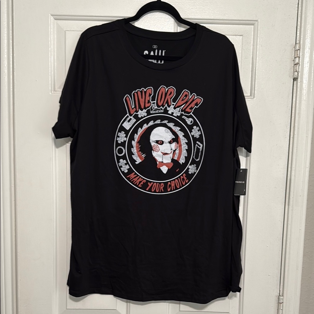Torrid Black and Red Short Sleeve Graphic Tee